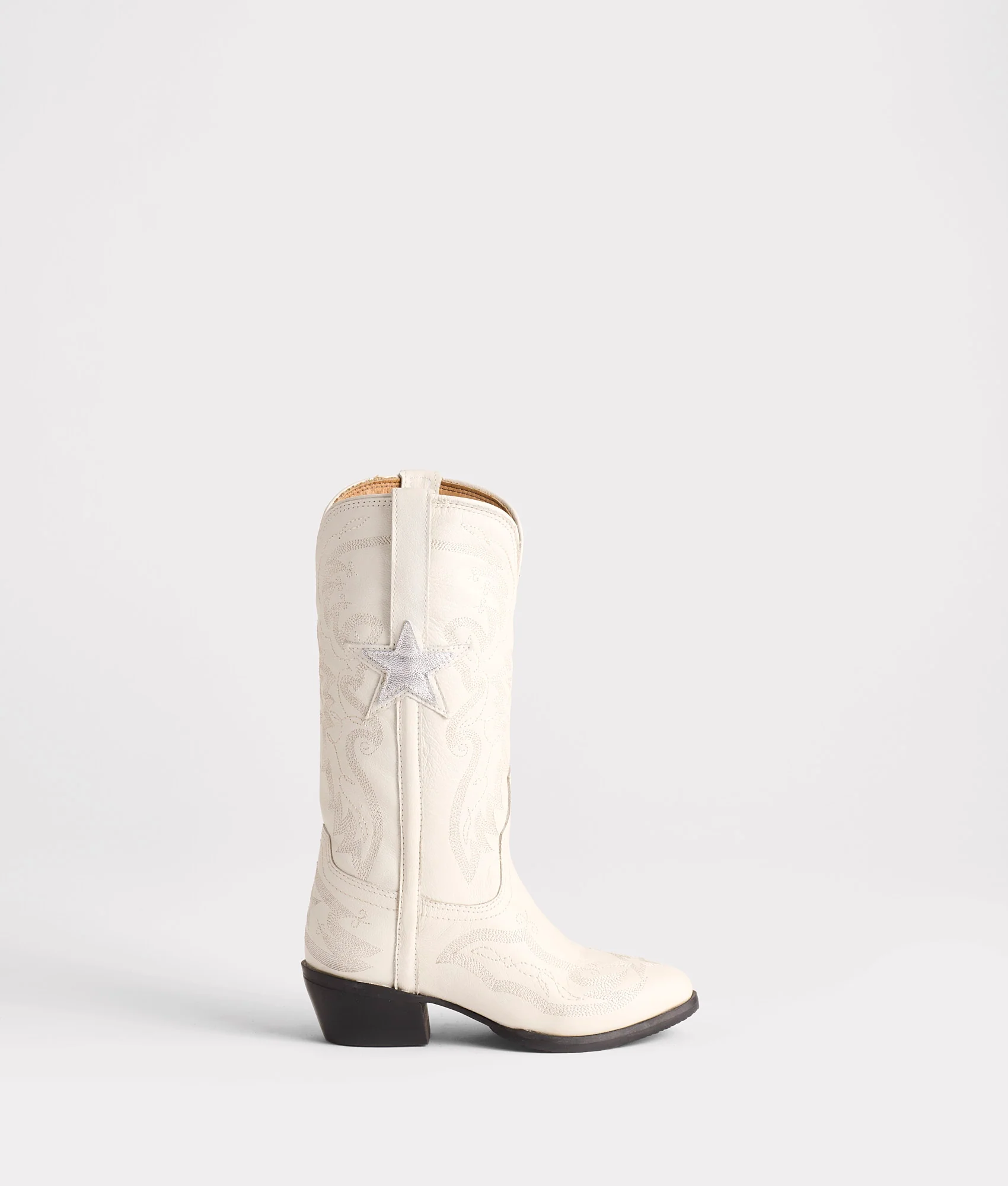 6737-little-gina-kids-youth-white-1.webp Little Gina (Kids/Youth) :: White