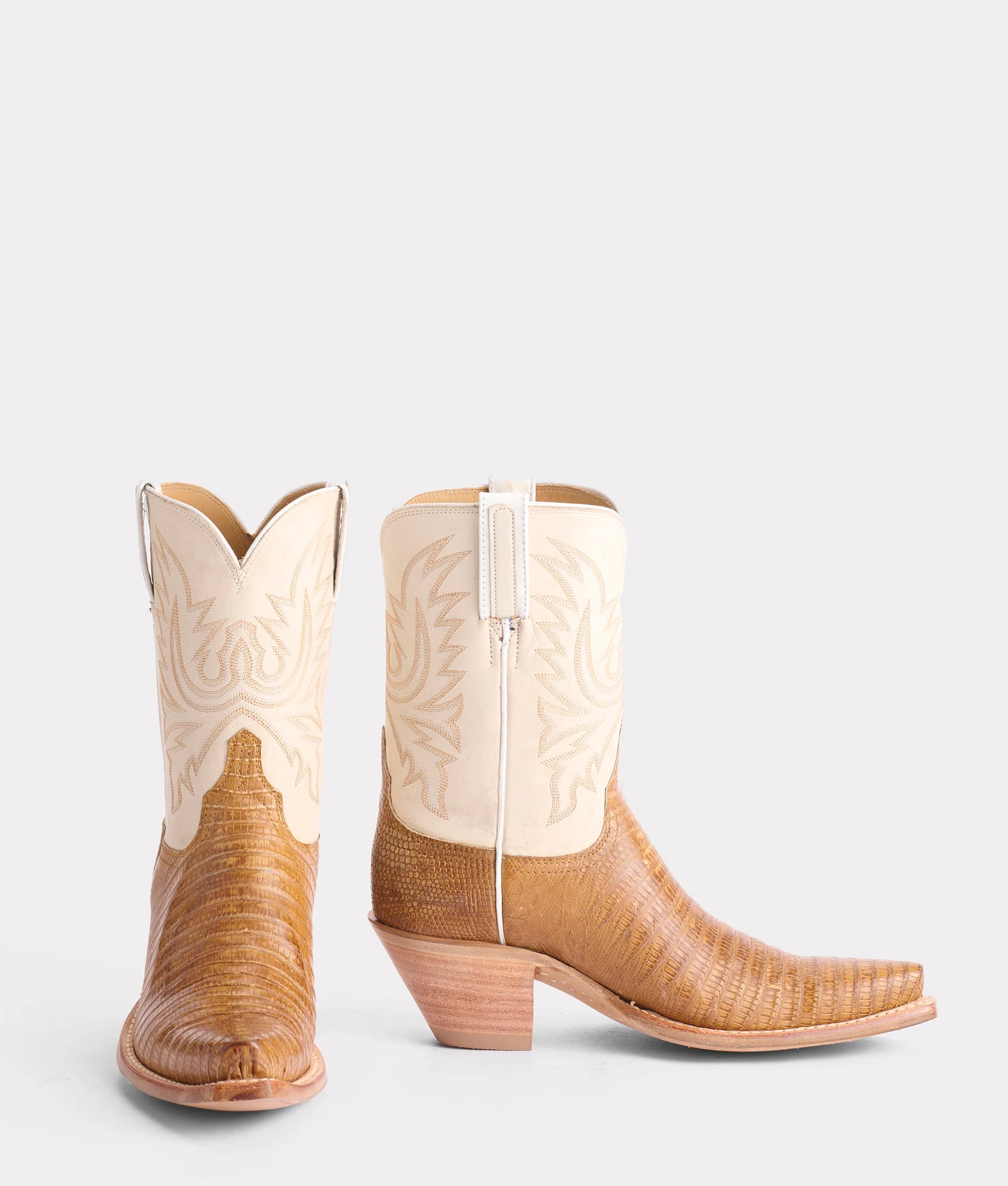 Dale Exotic :: Tan + Cream