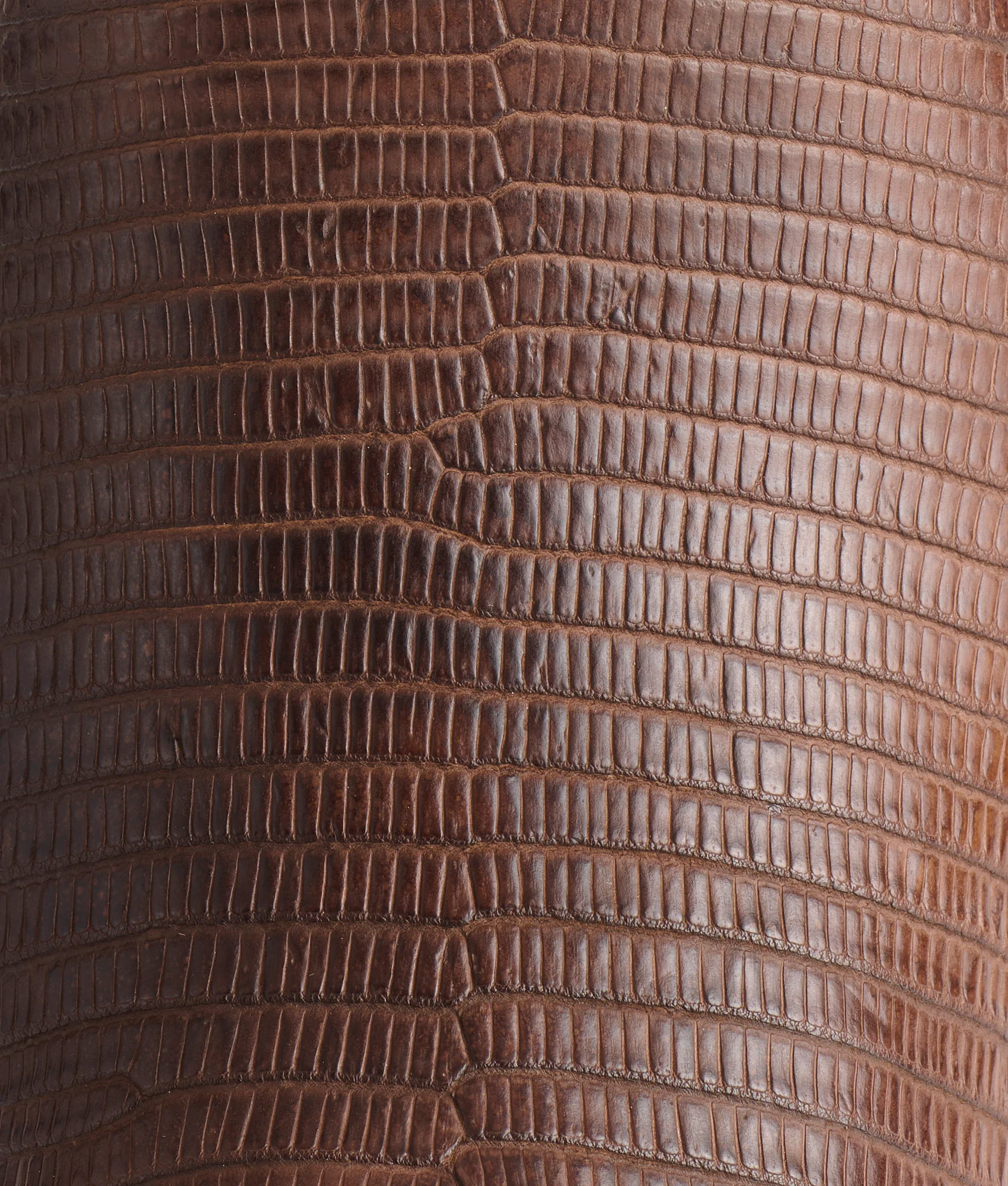 Easton :: Antique Chocolate