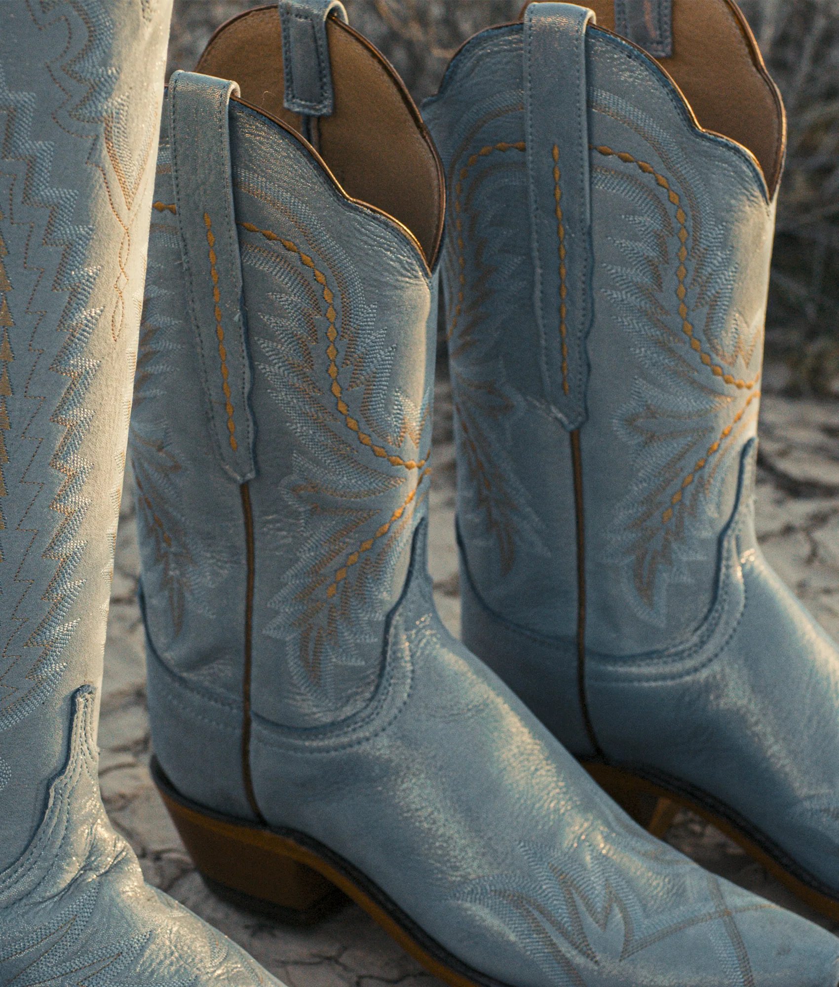 Tilly :: Indigo Blue Shimmer