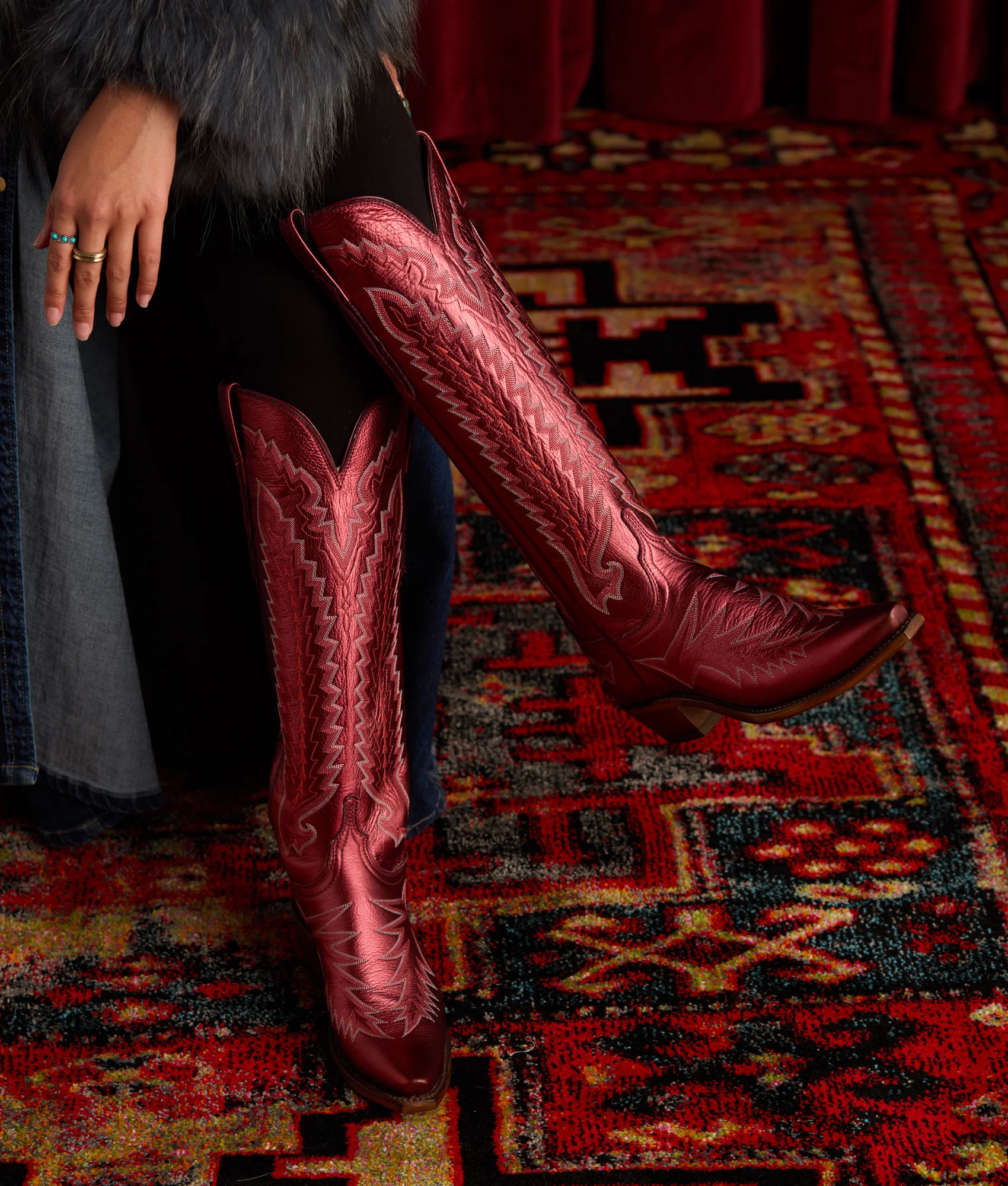 Priscilla :: Black Cherry Metallic