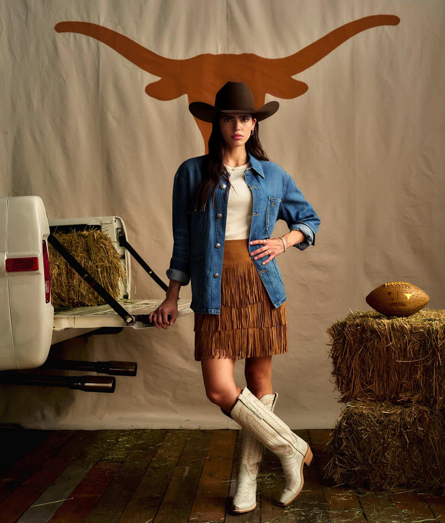 Priscilla :: Glitz Cream W/ Burnt Orange Stitching