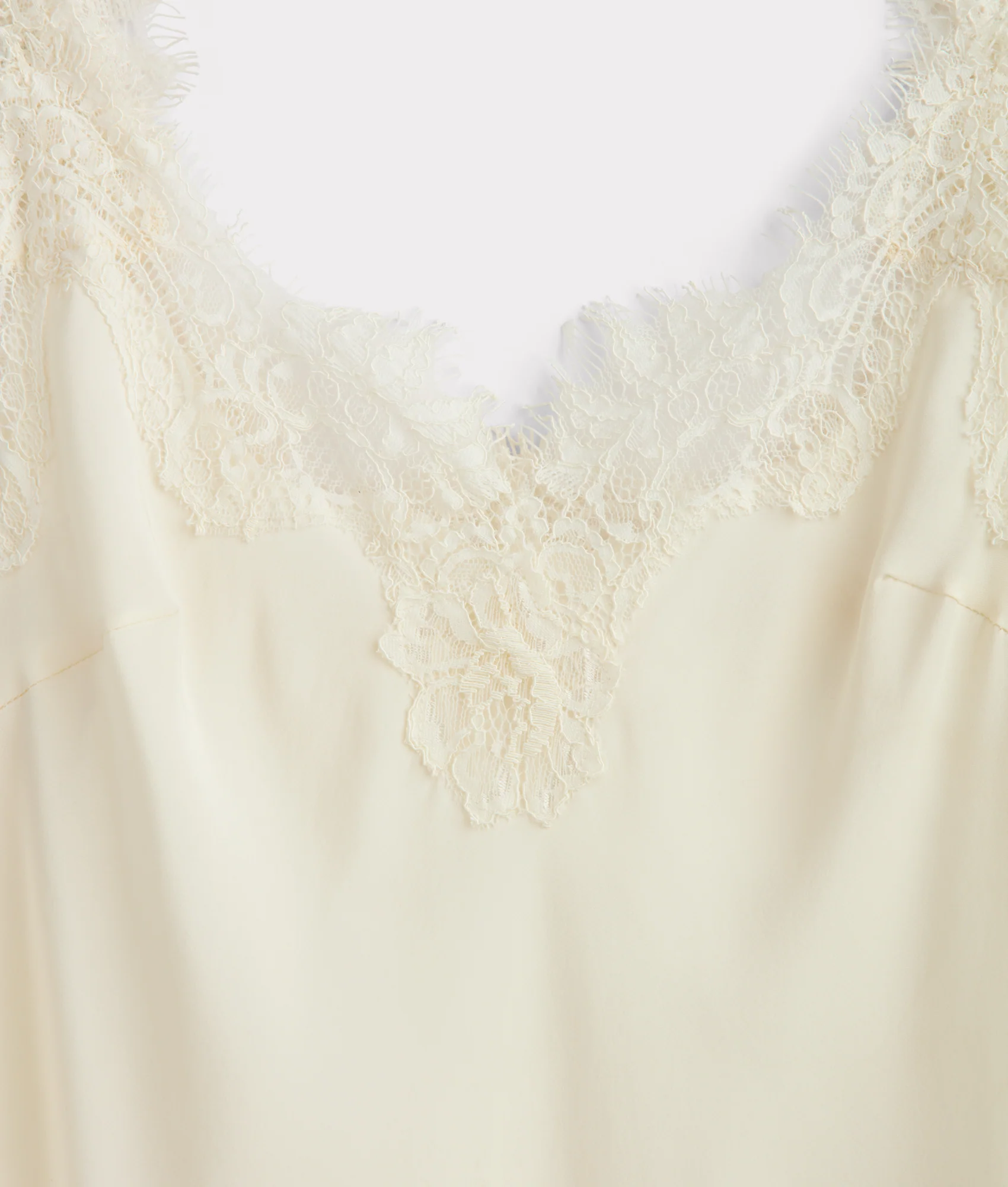 7497-megan-coco-bias-cami-white-2.webp Megan Coco Bias Cami :: White