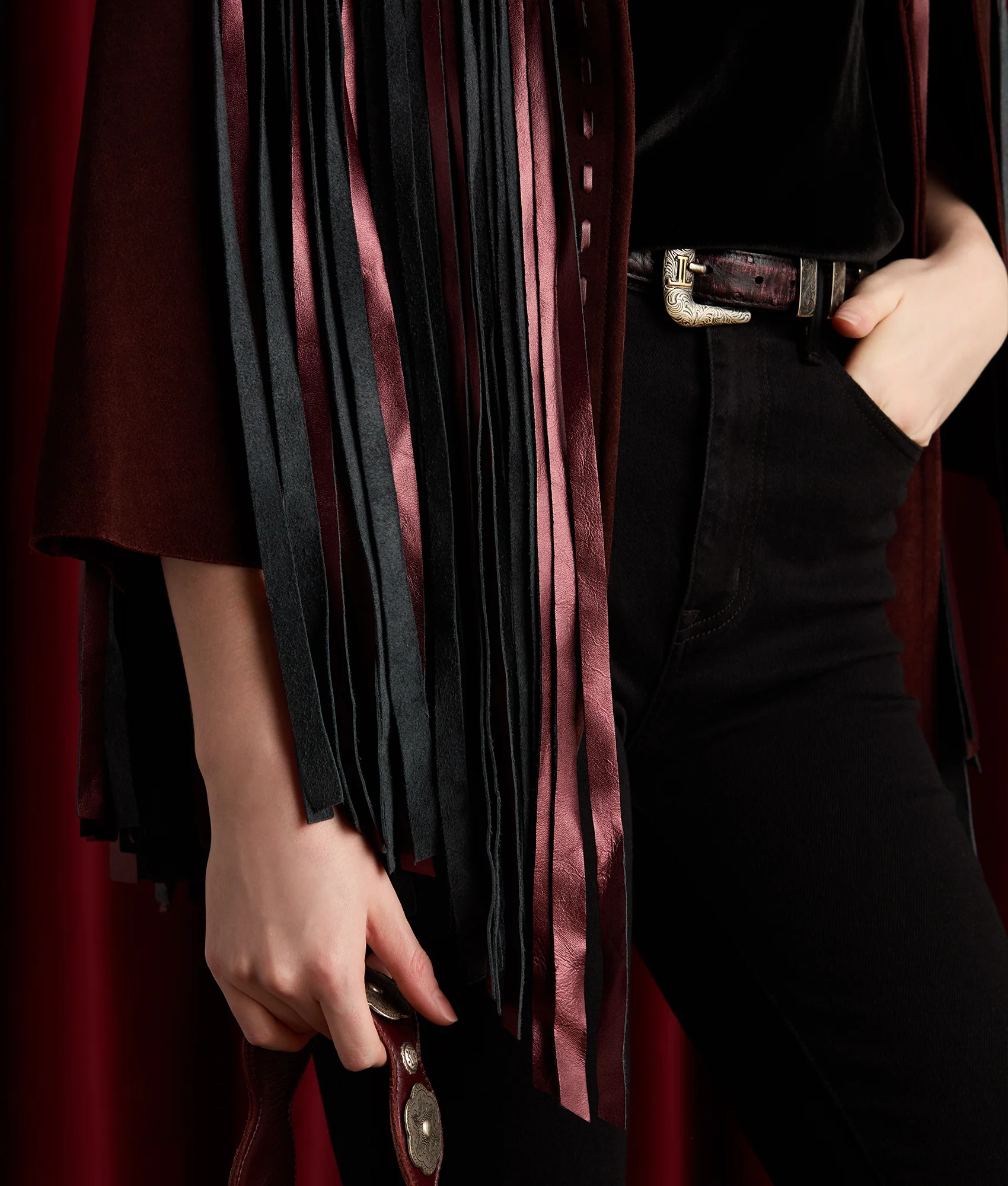 Full Quill Ostrich Tapered :: Black Cherry