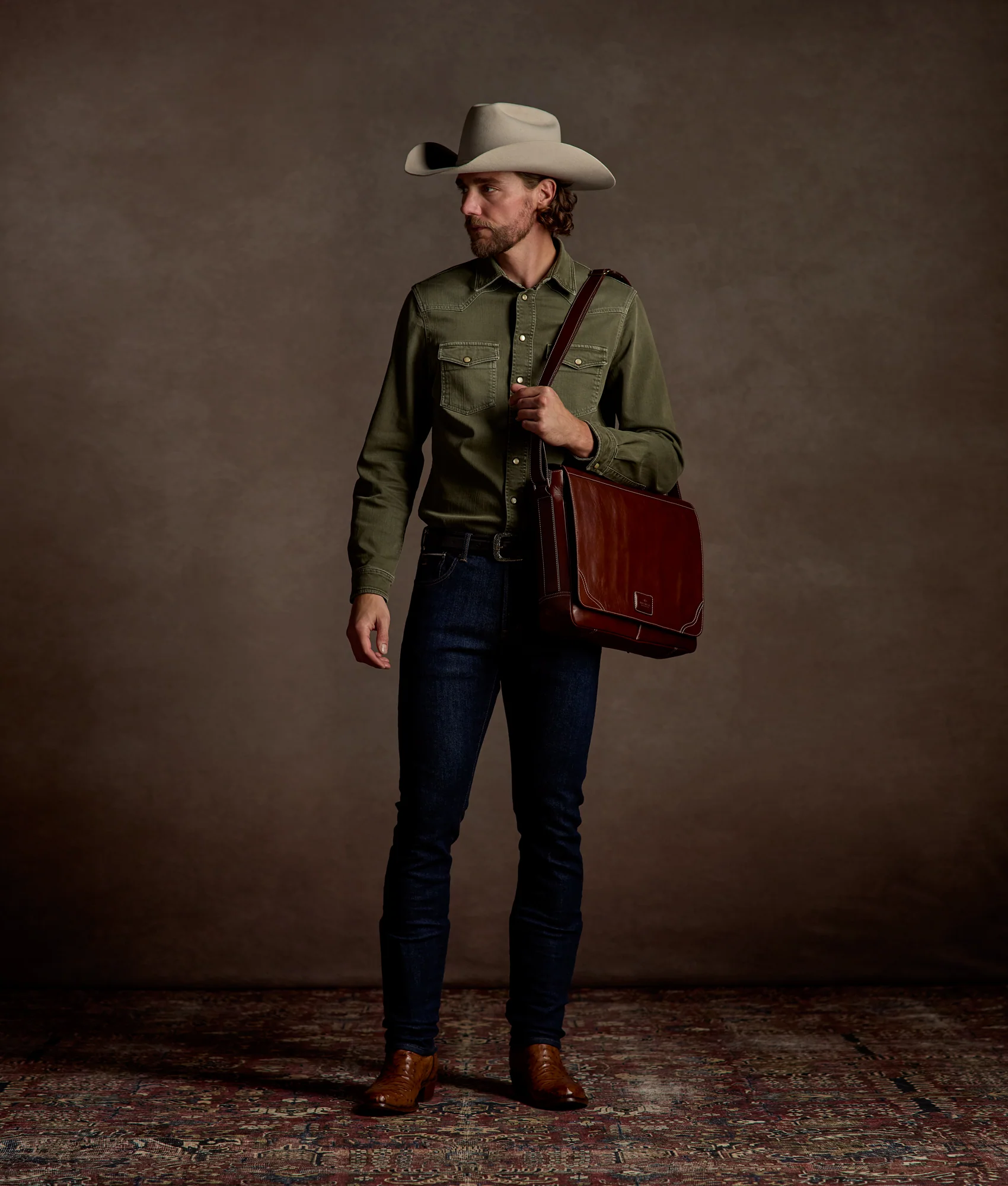 Everyday Messenger Bag :: Brown