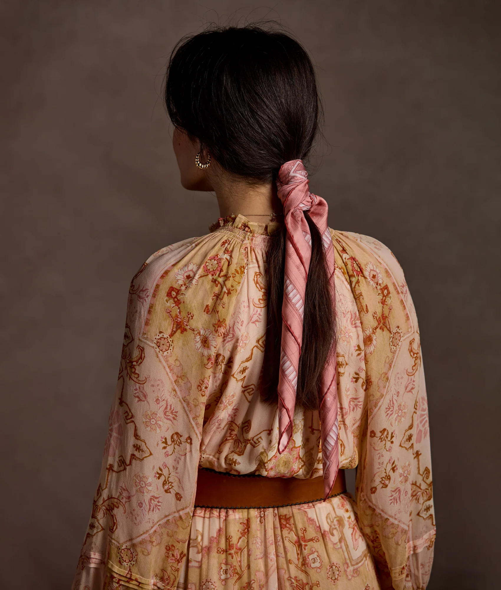 Mesa Grid Silk Scarf :: Coral