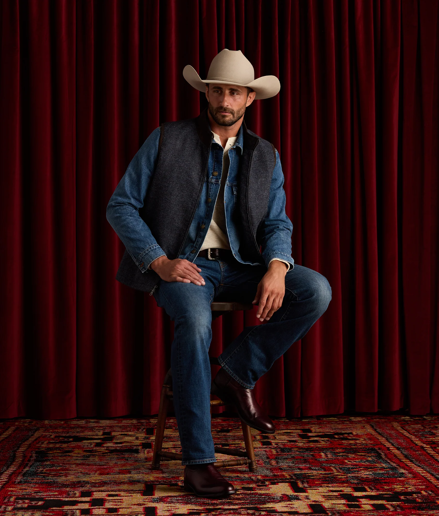 Earl Denim Trucker Jacket :: Saddleback Blue