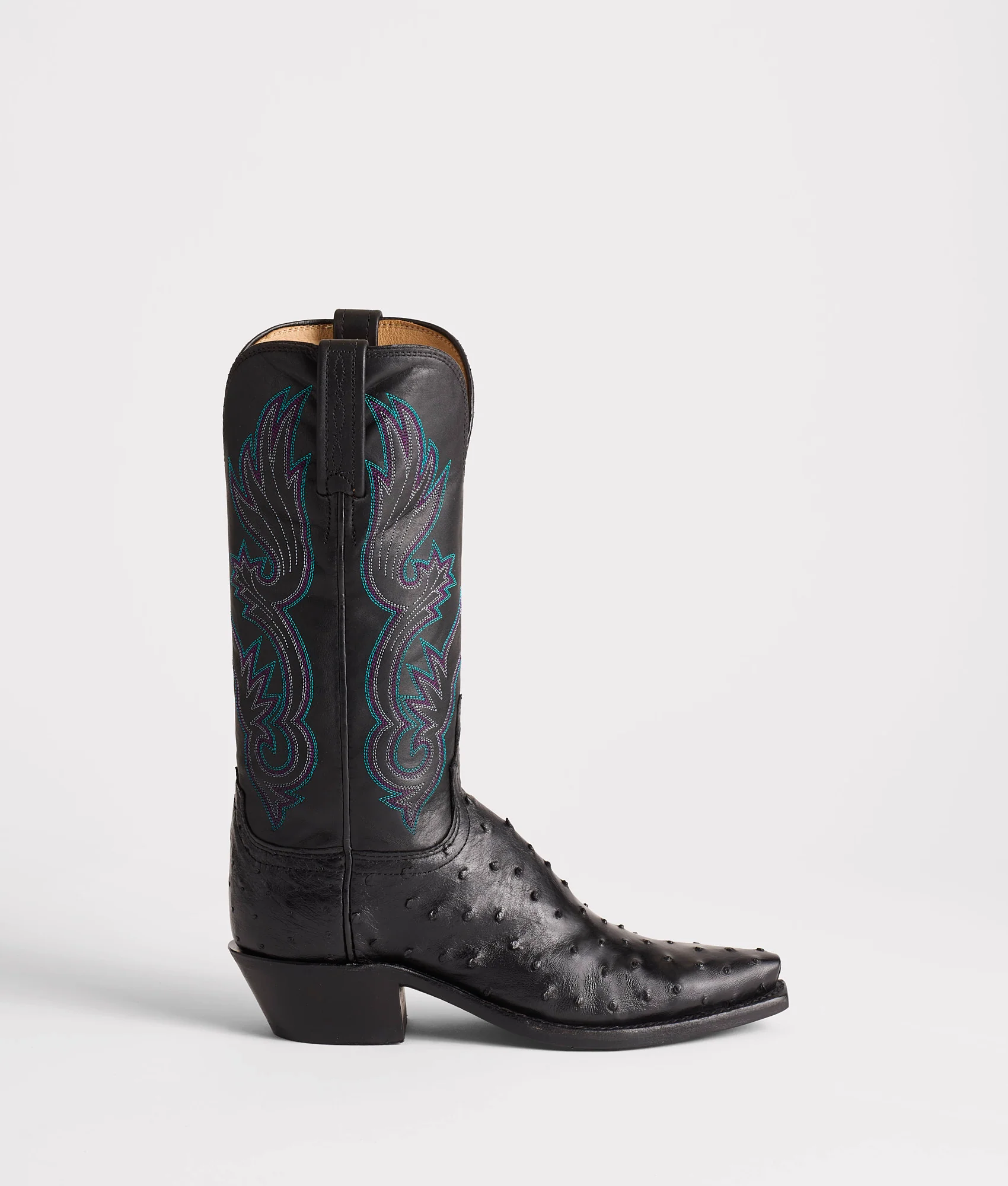 8369-dolly-black-1.webp Dolly :: Black