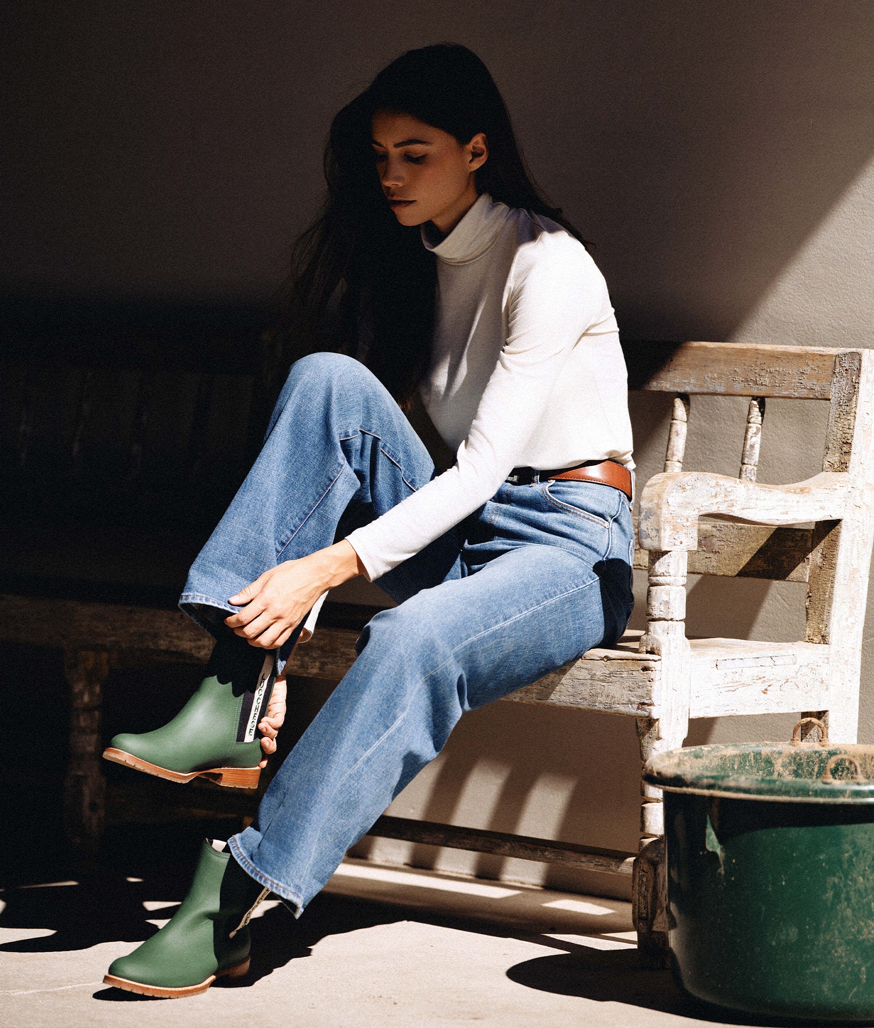 All-Weather Ladies Garden Boot :: Military Green + Black