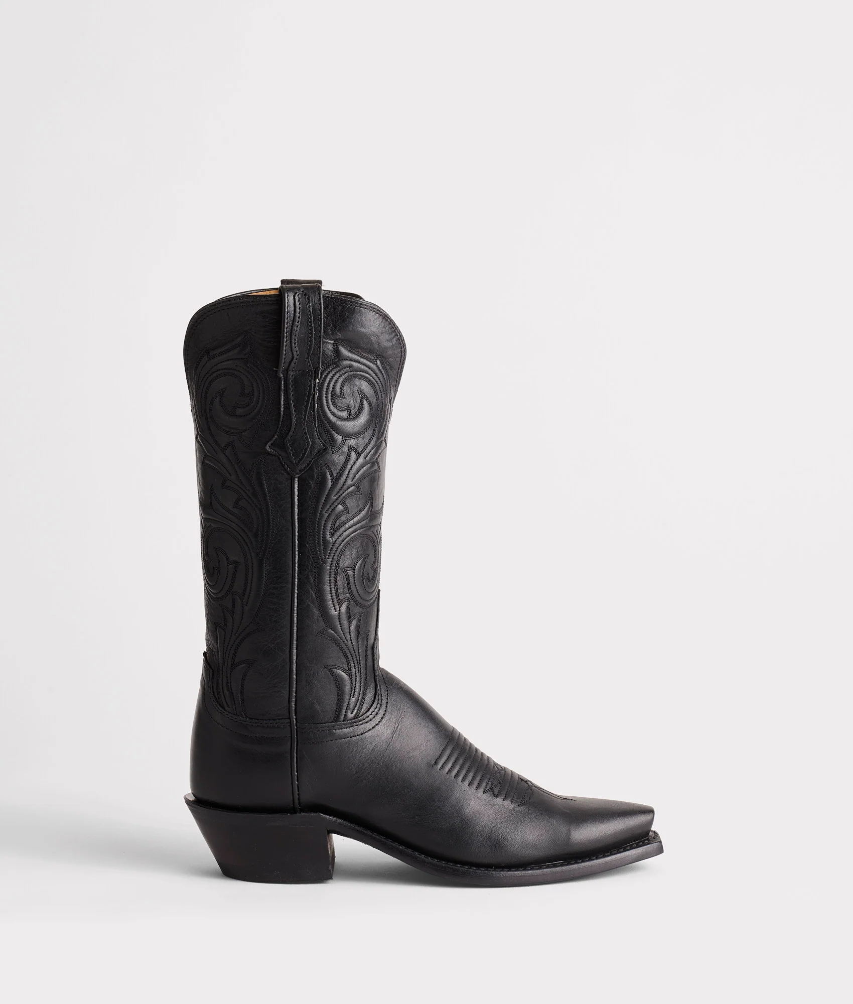 8711-nicole-black-1.webp Nicole :: Black