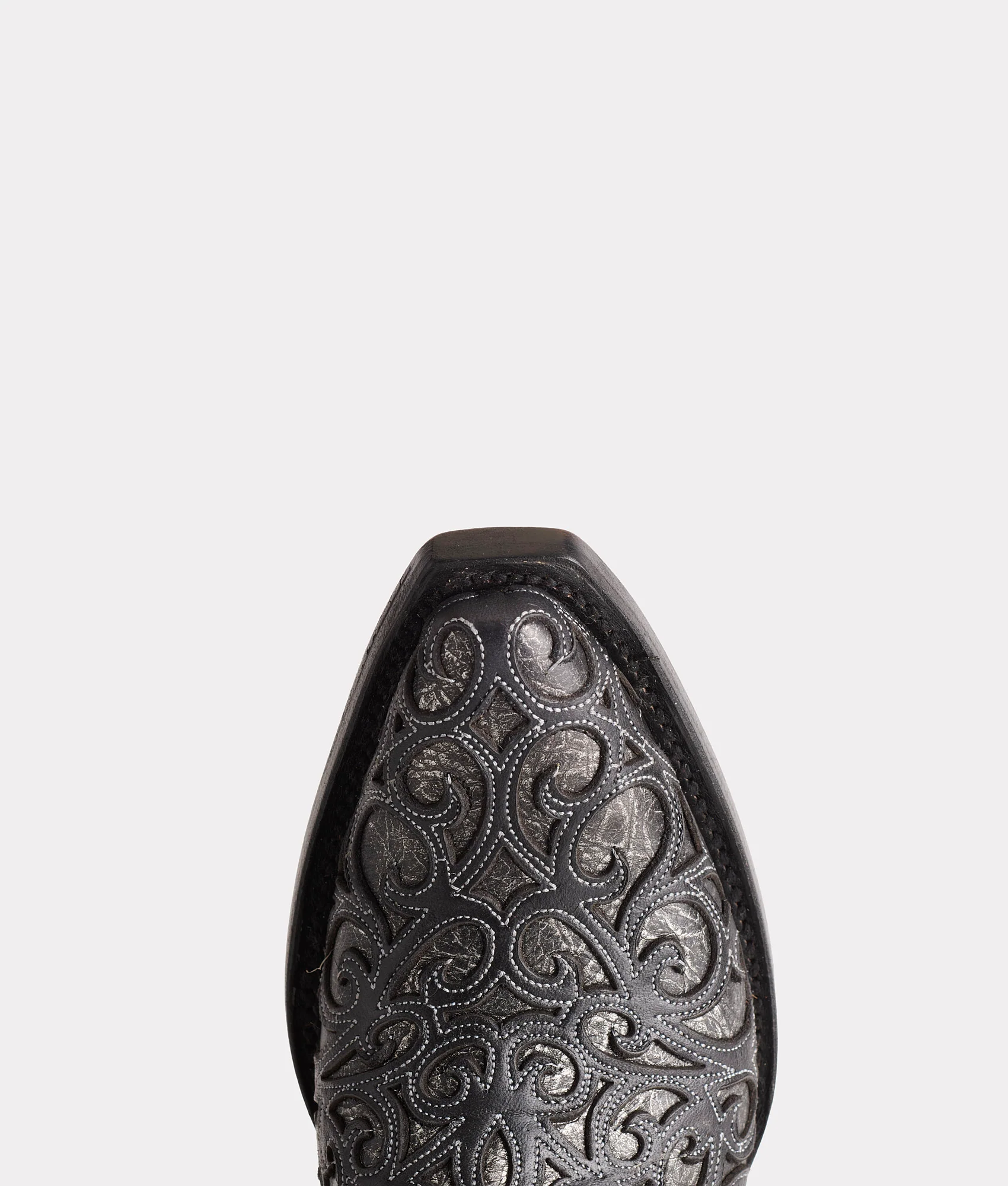 Sierra :: Black