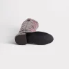 Dora :: Black Cherry
