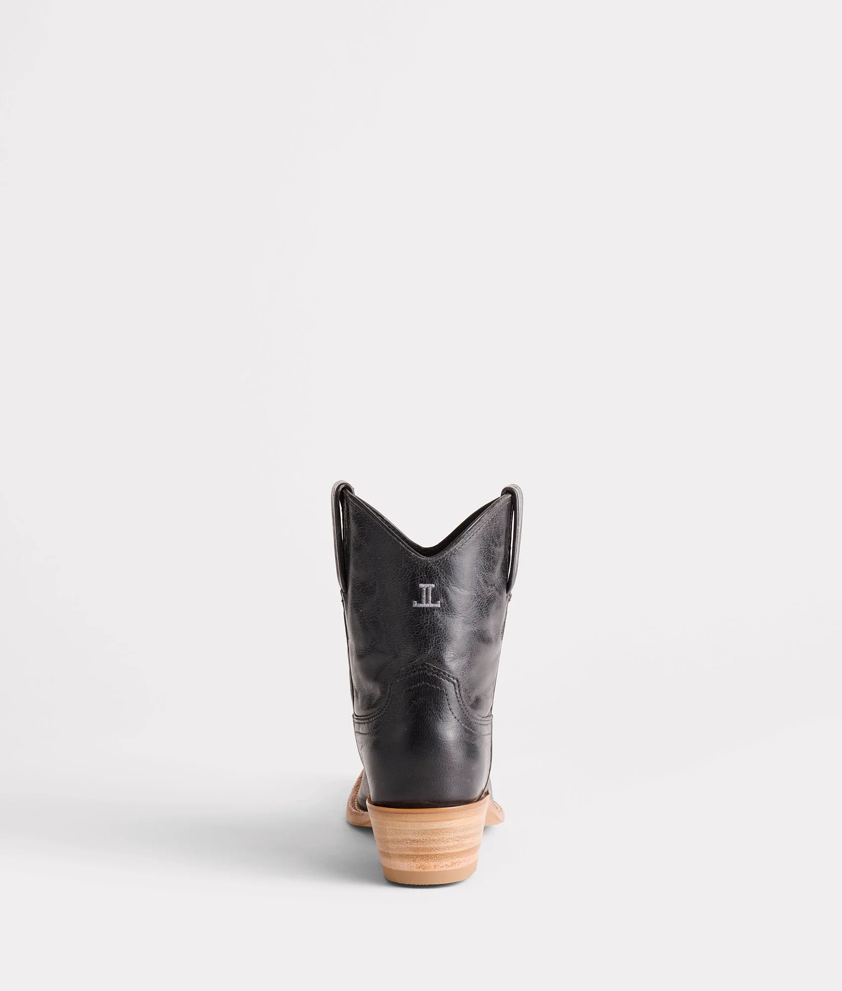 Gaby :: Black