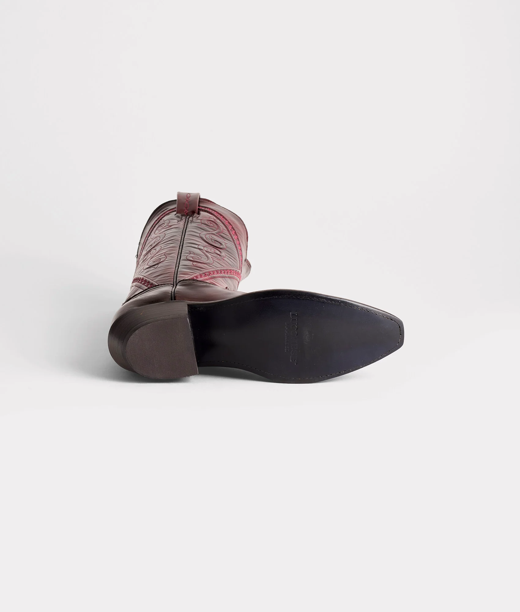 Darlene :: Black Cherry