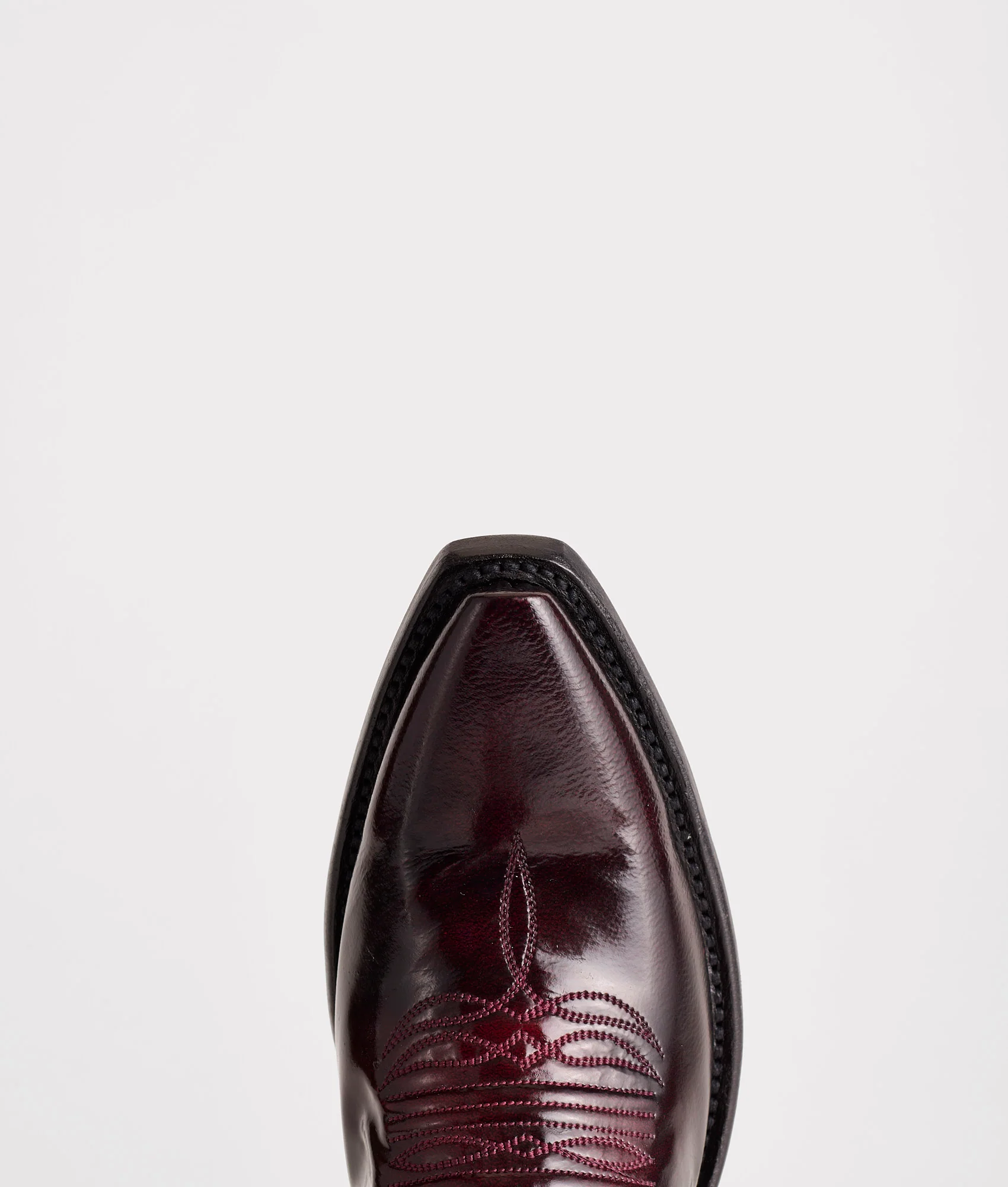 Darlene :: Black Cherry