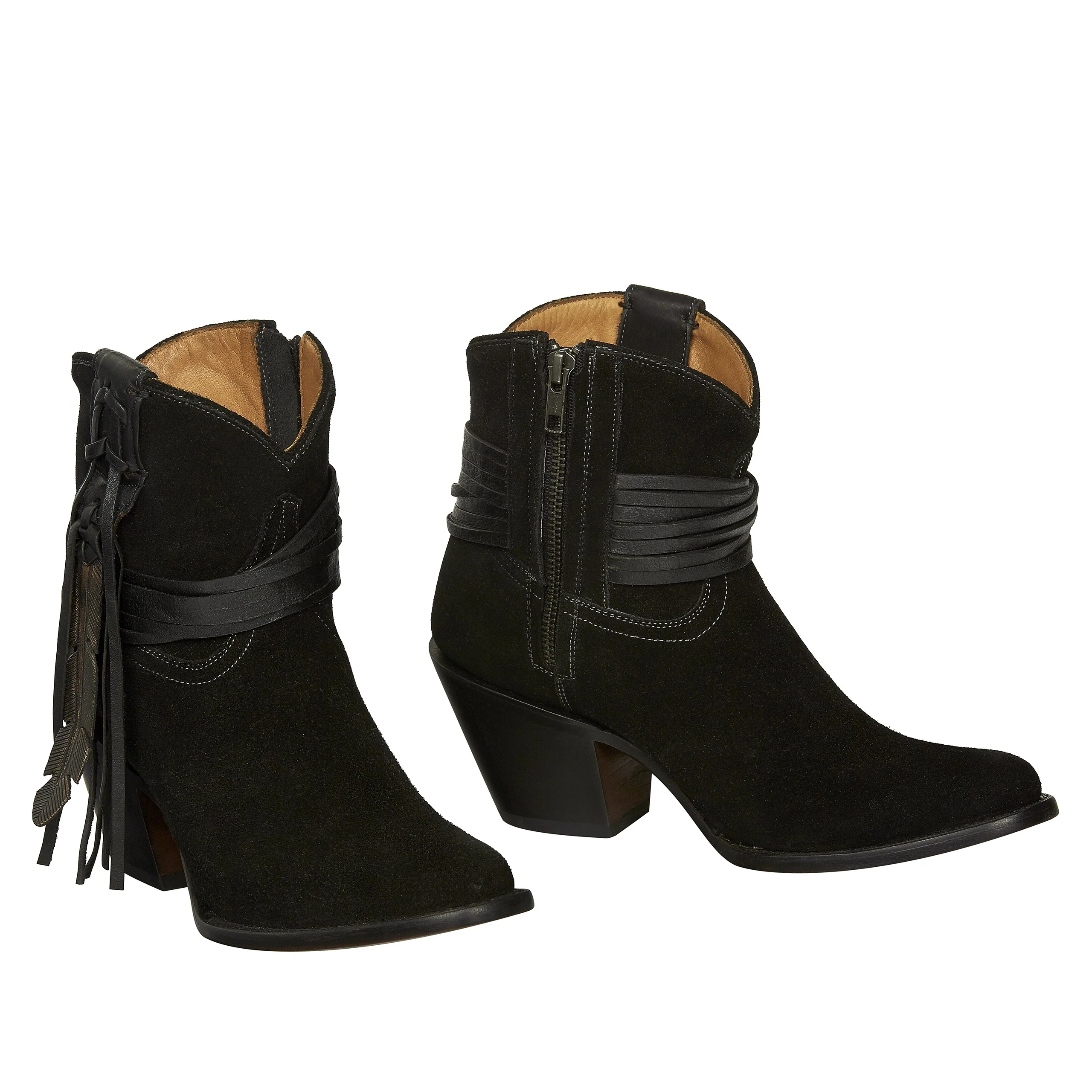 Robyn :: Black