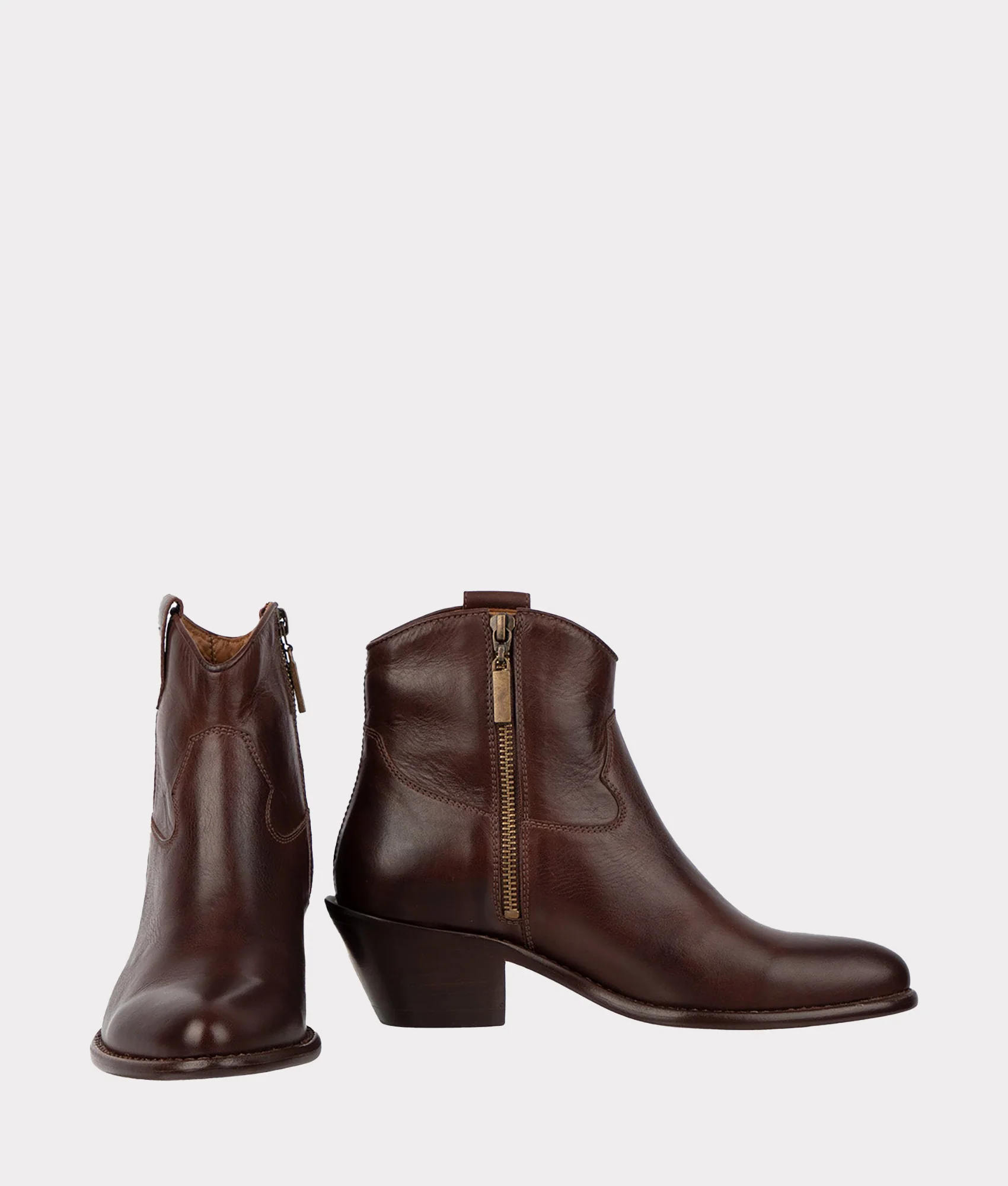 9258-lilah-chocolate-2.webp Lilah :: Chocolate