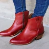 Lilah :: Crimson