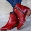 Lilah :: Crimson