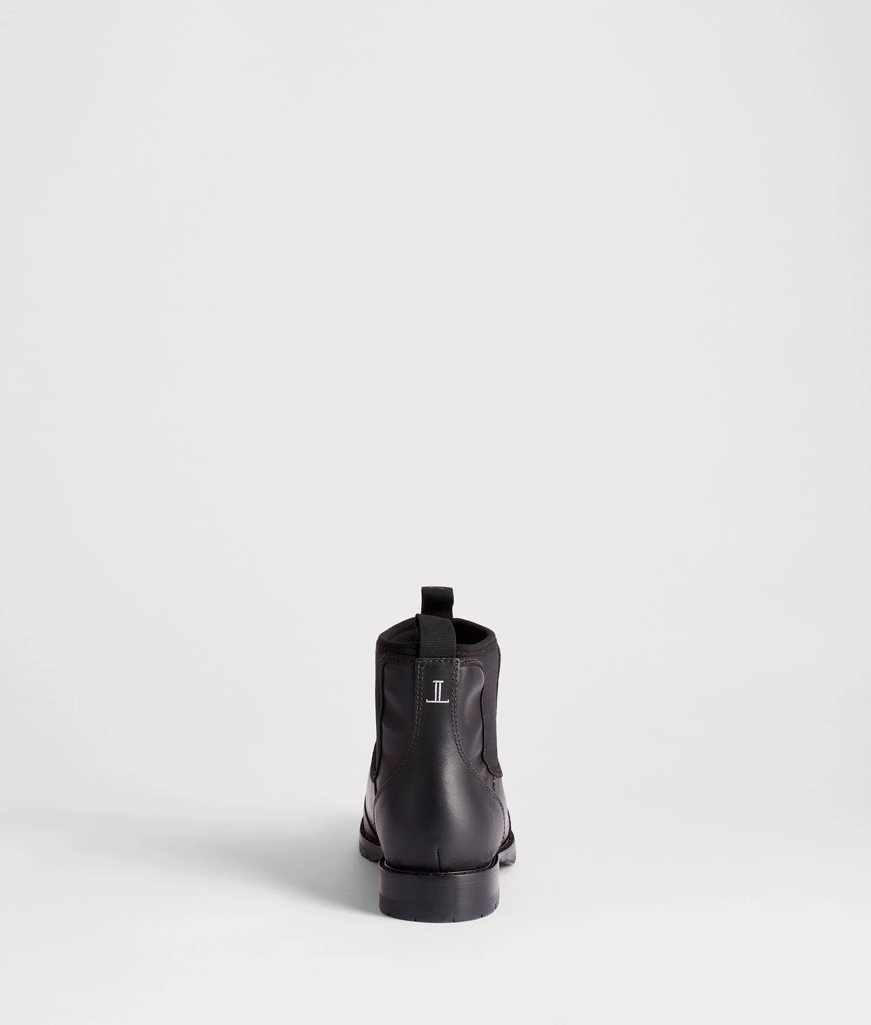 9311-all-weather-town-chelsea-black-5.webp All-Weather Town Chelsea :: Black