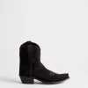 Elena :: Black