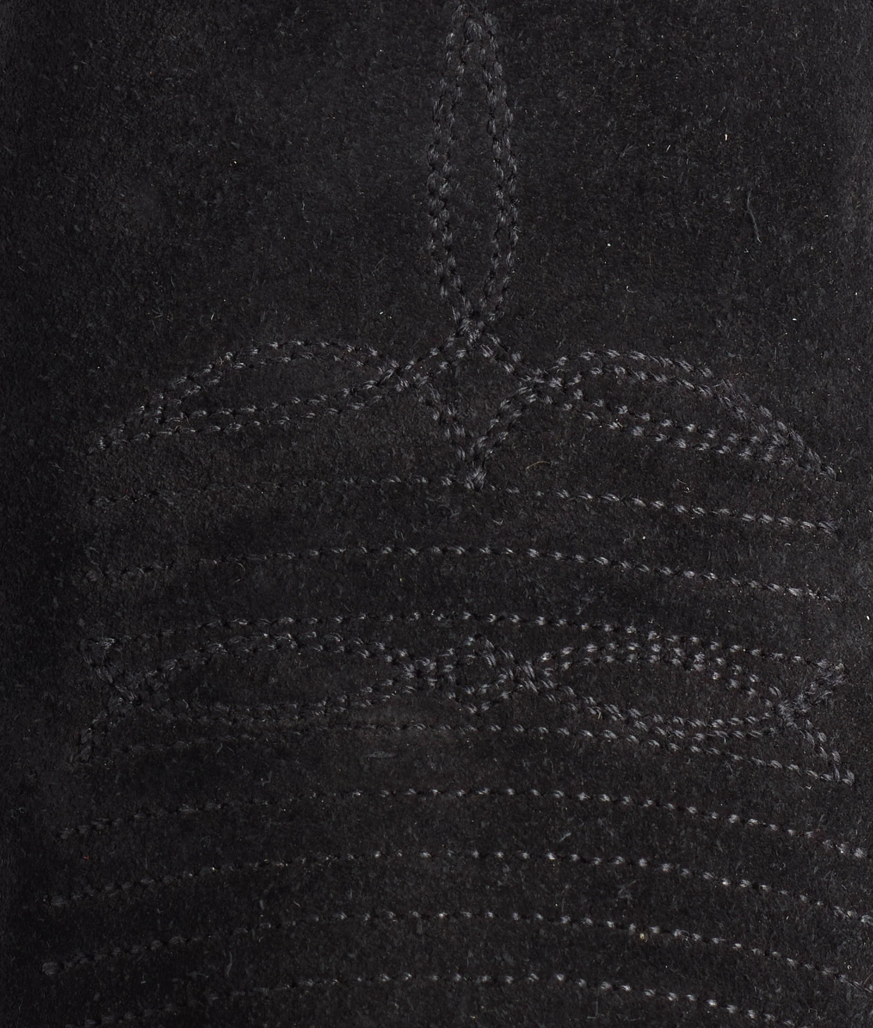 Eleanor :: Black