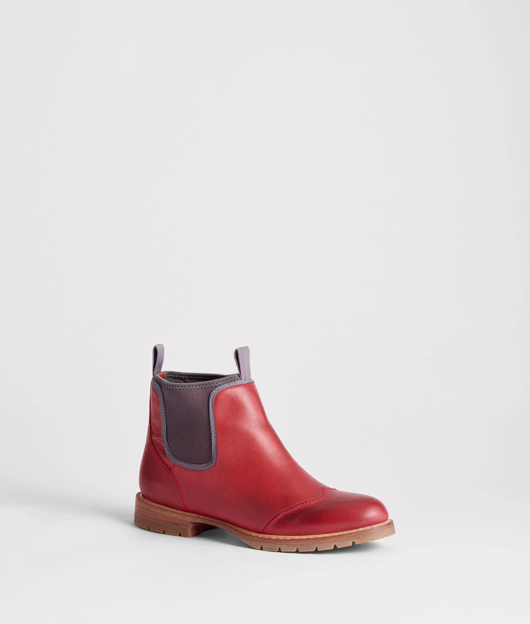 All-Weather Town Chelsea :: Crimson