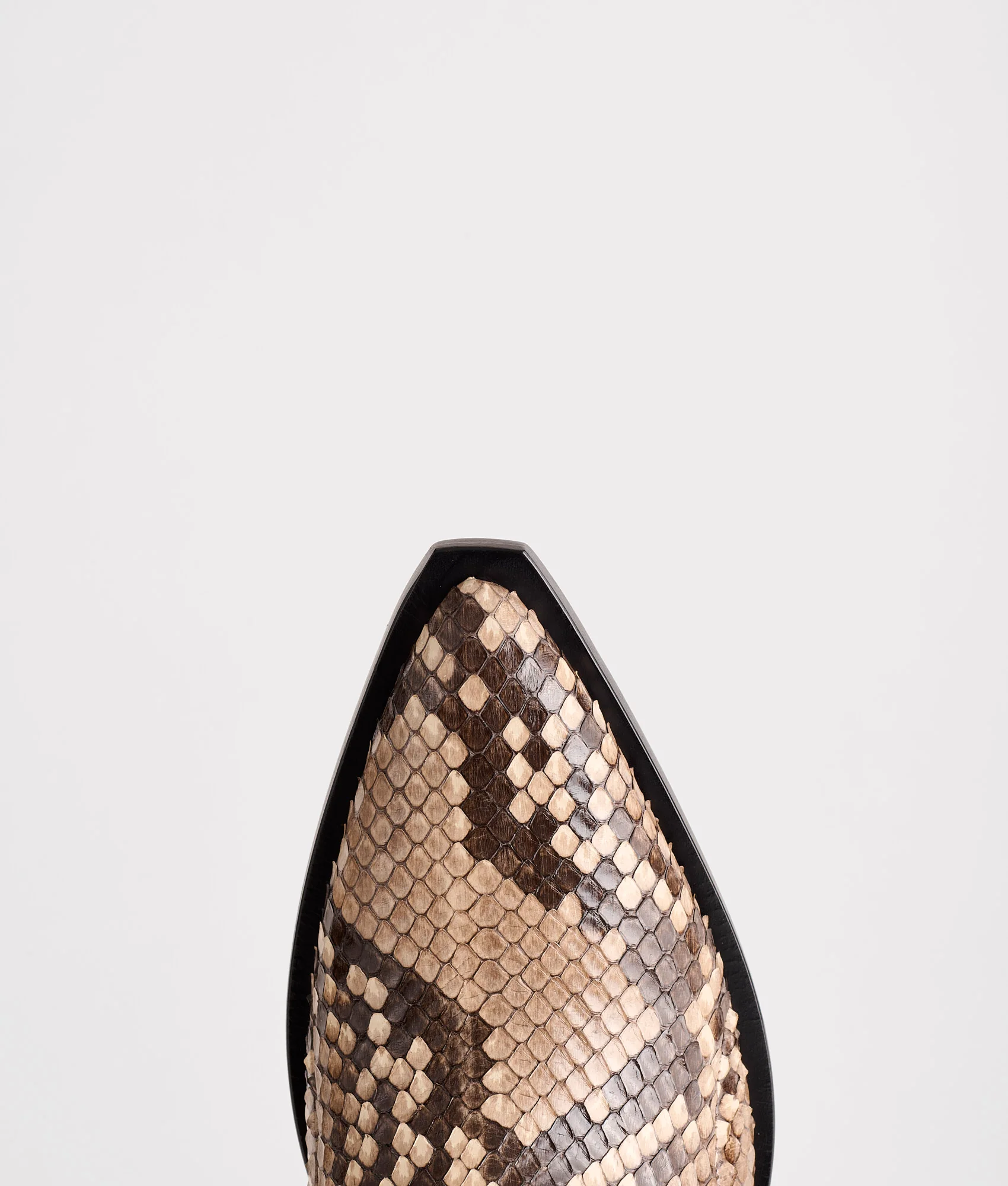 Vittoria :: Black/White